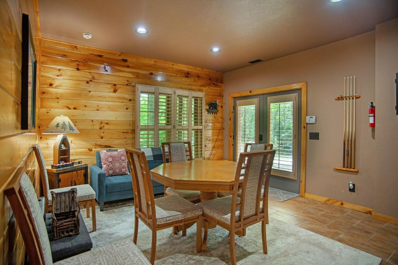 Iron Mountain Lodge - Beautiful Cabin With Forest & Mountain Views! Butler 외부 사진