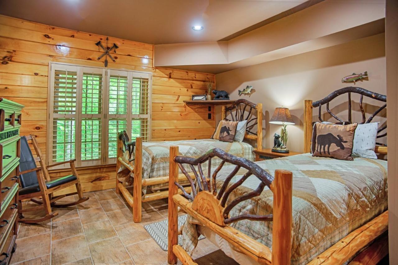 Iron Mountain Lodge - Beautiful Cabin With Forest & Mountain Views! Butler 외부 사진
